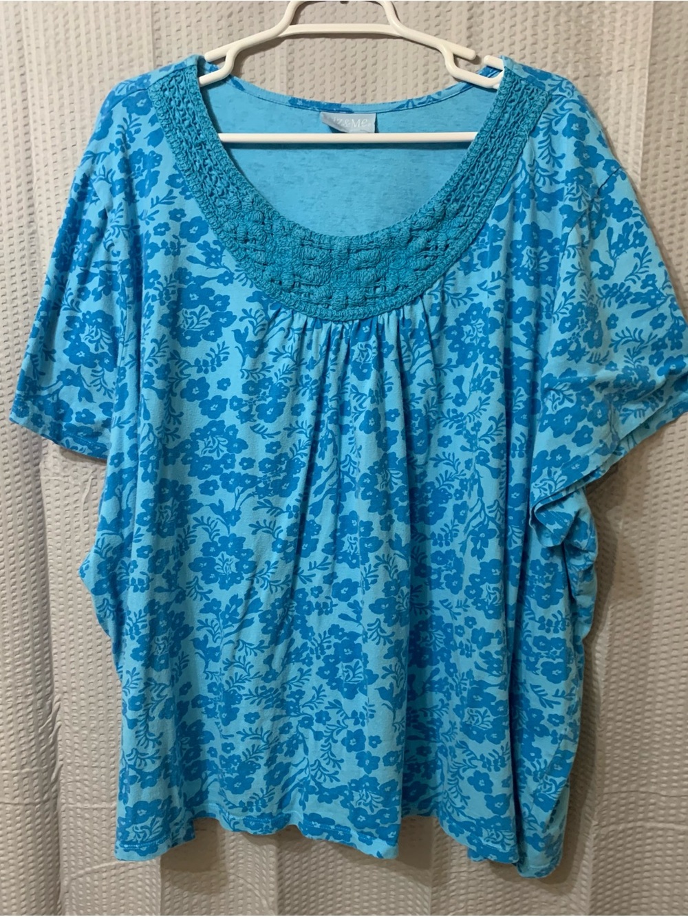 Liz & Me Blue Floral Crochet Scoop Neck Women's Top 4X